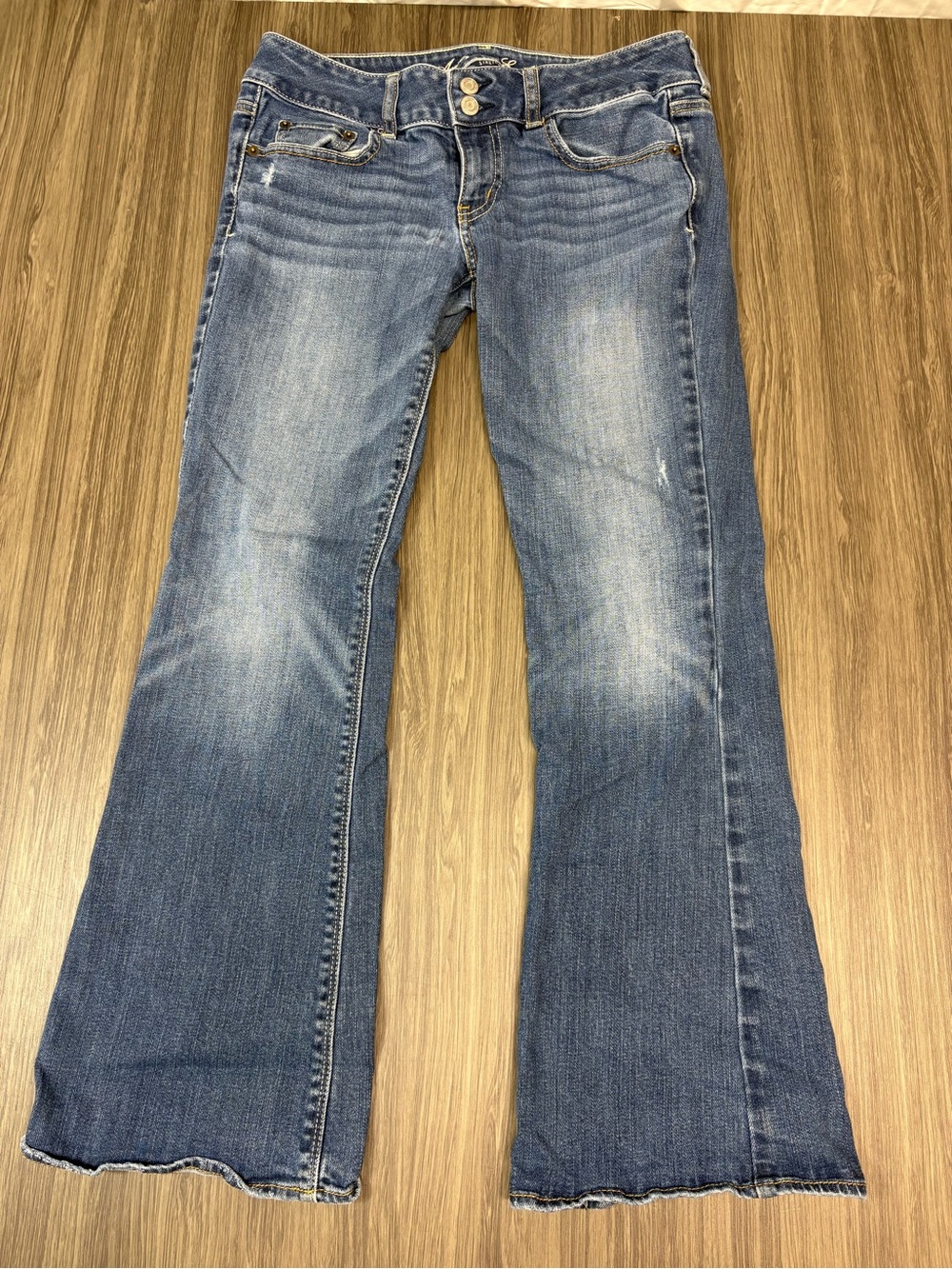 American Eagle Artist Stretch Jeans Size 8 Short